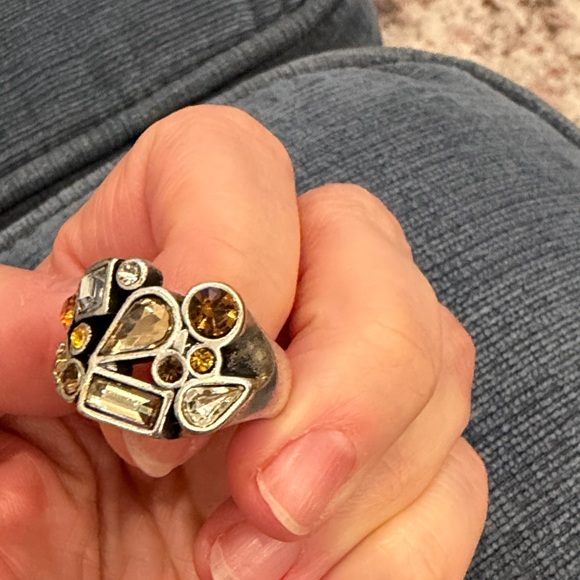 Chic Geometric Multi-Stone Ring - Picture 3 of 4